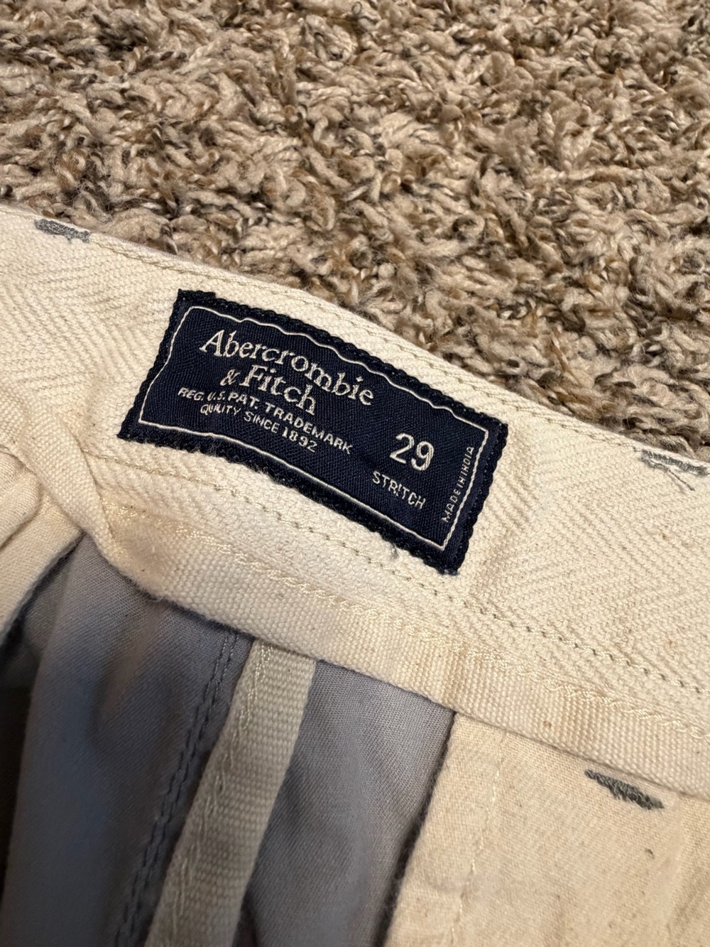 Abercrombie & Fitch Men's Size 29 Stretch Light Gray Casual Chino Shorts - Picture 2 of 4